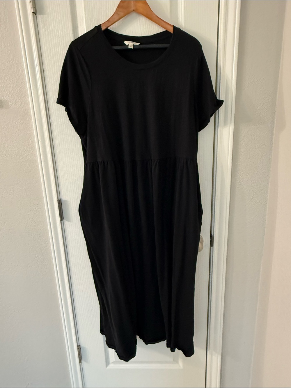 Terra & Sky Black Maxi Casual Short-Sleeve Dress